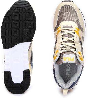 Fila Sneakers