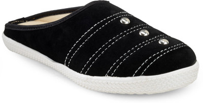 

Zachho Flip Flops, Black