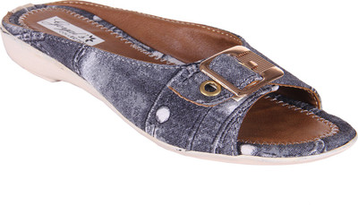 Goyal Women Black Flats