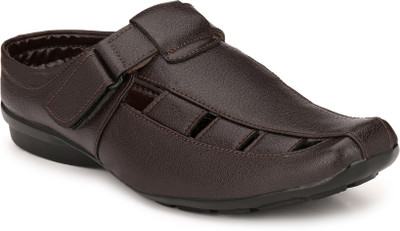 

Eego Italy Men Brown Casual