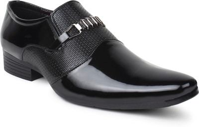 

Xtreme Men Black Synthetic leather For Men(Black