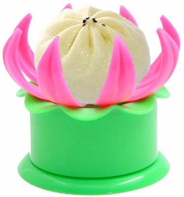 

Futaba Pastry Cutter