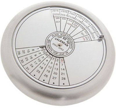 

kikkerland Calendar Style Metal Paper Weights with Silver Finish(Set Of 1, Silver)