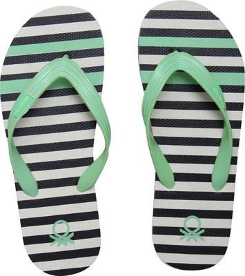 

United Colors of Benetton Flip Flops, Green