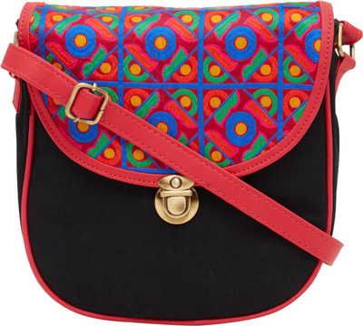 

HAQEEBA Women Casual Black Canvas Sling Bag