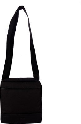 

Calvin Klein Men Casual Black Polyester Sling Bag