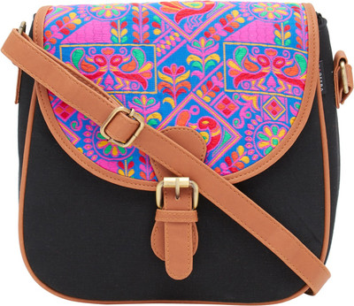 

HAQEEBA Women Casual Black Canvas Sling Bag