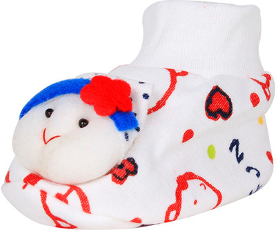 

Ole Baby Cute Faces Plush Soft Organic Cotton 3d Ole Toons 0-9 Months Booties(Toe to Heel Length - 10 cm Multicolor)