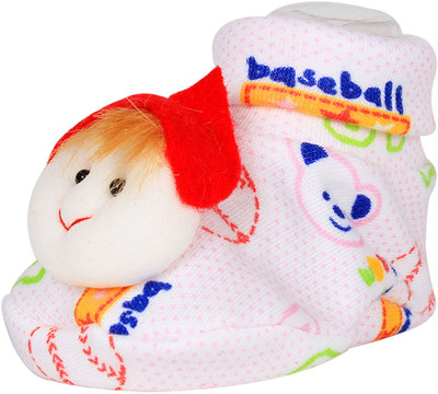 

Ole Baby Cute Faces Plush Soft Organic Cotton 3d Ole Toons 0-9 Months Booties(Toe to Heel Length - 10 cm Green)