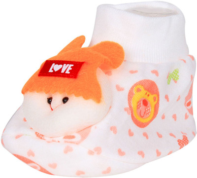 

Ole Baby Cute Faces Plush Soft Organic Cotton 3d Ole Toons 0-9 Months Booties(Toe to Heel Length - 10 cm White)