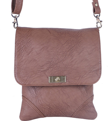 

TARUSA Casual Brown Clutch