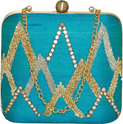 

TARUSA Casual Green Clutch