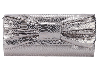 

TARUSA Casual Silver Clutch