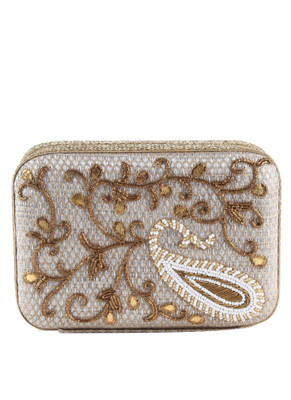 

TARUSA Casual Silver Clutch