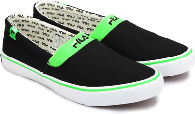 

Fila Canvas Shoes For Men(Black, Blk/grn