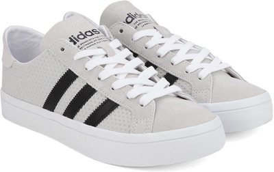 

ADIDAS ORIGINALS COURTVANTAGE W Sneakers For Women, Ftwwht/cblack/ftwwht