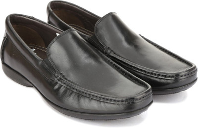 

Clarks Finer Sun Black Leather Formal Shoes For Men(Black, Black leathe