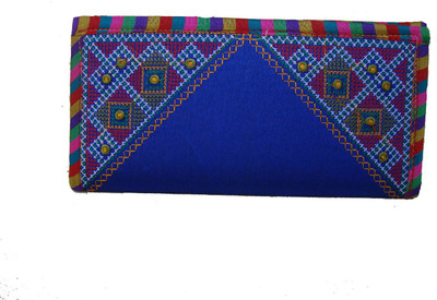 

The Living Craft Casual Multicolor Clutch