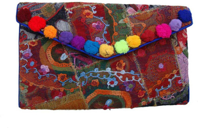 

The Living Craft Casual Multicolor Clutch
