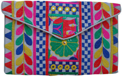 

The Living Craft Casual Multicolor Clutch