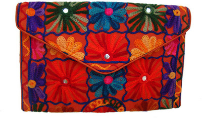 

The Living Craft Casual Multicolor Clutch