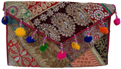

The Living Craft Casual Multicolor Clutch