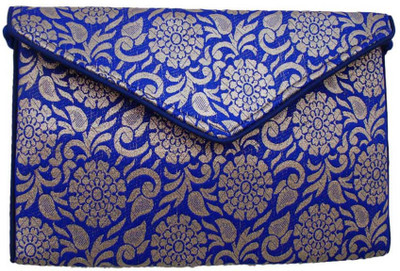 

The Living Craft Casual Multicolor Clutch