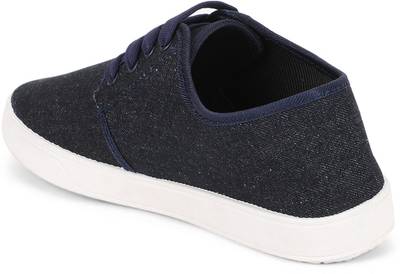 Pasco Textured Lace Up Sneakers