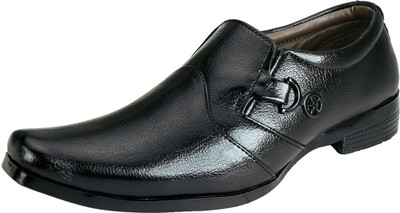 

Blinder Slip On For Men(Black