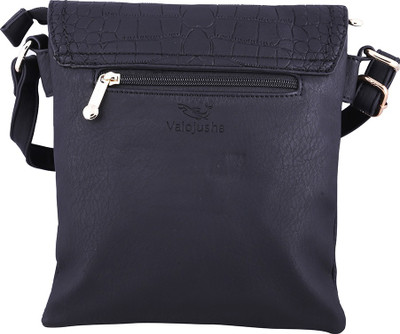 

Go India Store Women Casual Black PU Sling Bag