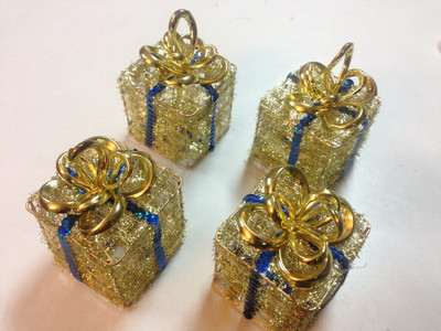 

Funcart Multicolor Chrismas Decoration - 4 g