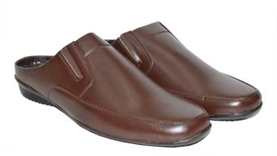 Strive Men Tan Sandals