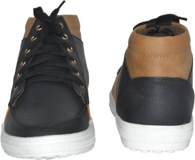 Strive Mid Ankle Sneakers