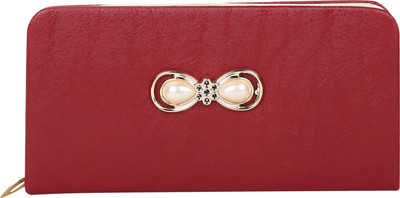 

MTE Casual Maroon Clutch