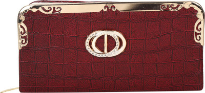 

MTE Casual Maroon Clutch