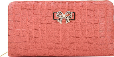 

MTE Casual Pink Clutch