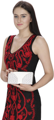 

Crapgoos Casual White Clutch