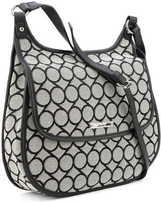 

Nine West Messenger Bag