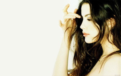 

Celebrity Liv Tyler Actresses United States Liv Tykler HD Wall Poster Fine Art Print(12 inch X 18 inch, Rolled)