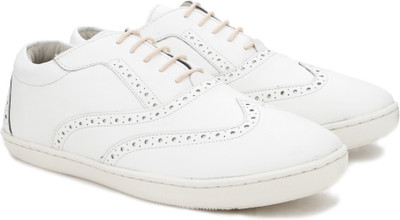 

WROGN Synthetic Sneakers For Men(White