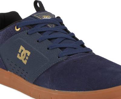 DC Sneakers