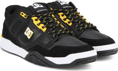 DC Sneakers
