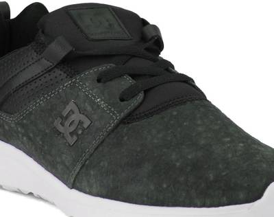 DC Sneakers