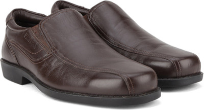 

Pavers England Slip On For Men(Brown