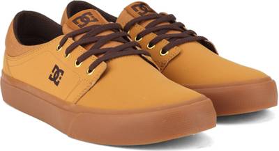 DC Sneakers