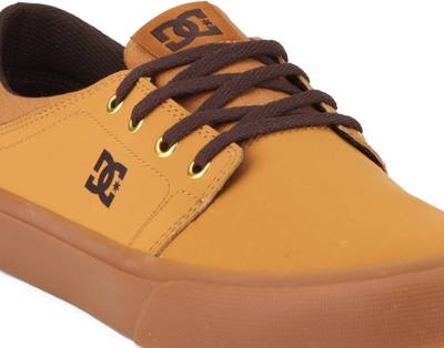 DC Sneakers