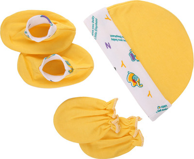 

MomToBe Cap Mittens and Booties Set(Yellow Solid)