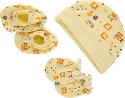 

MomToBe Cap Mittens and Booties Set(Yellow Printed)
