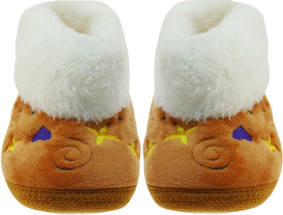 

Neska Moda Snug 0 To 12 Month Baby Booties(Toe to Heel Length - 10 cm Brown)