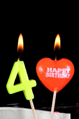 

Funcart Funcart Number 4 Pick Style Candle Candle(Multicolor, Pack of 1)